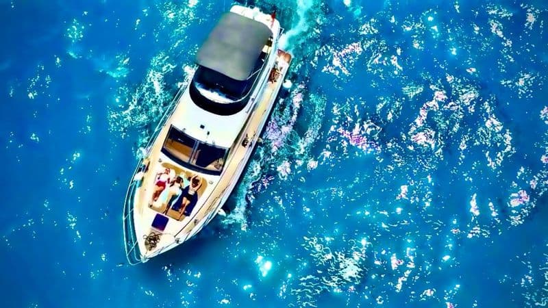 Billet Location de bateau - Vip costom made (Yacht)