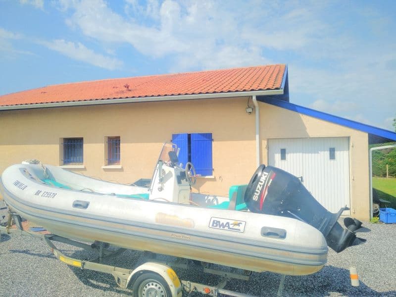 Billet Location de bateau - Bwa Five Ten (Semi-rigid)