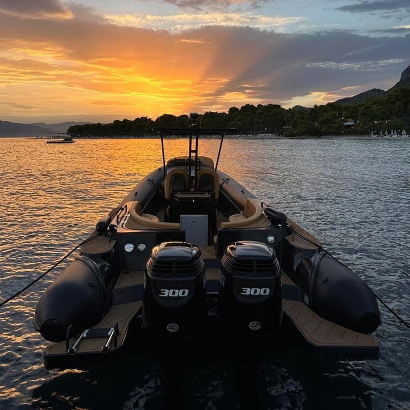 Billet Location de bateau - Fost Matrix 32 (Semi-rigid)