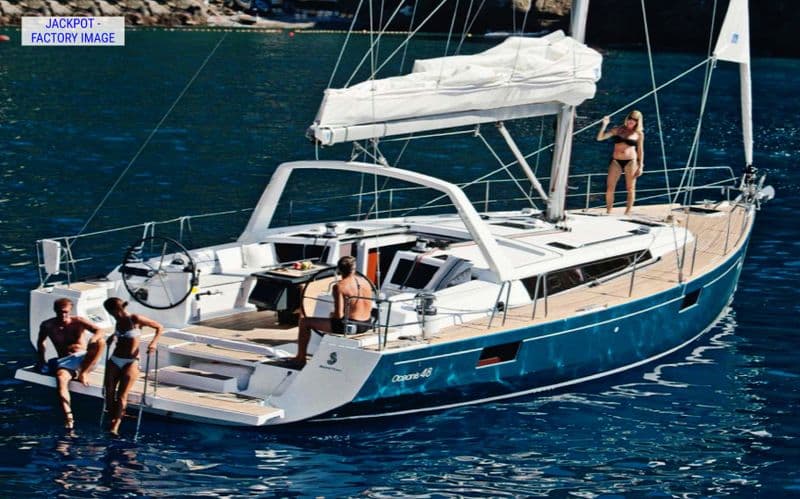 Billet Bénéteau Luxury Full Day (8,5 h) Trips to Dia island (Sailboat)