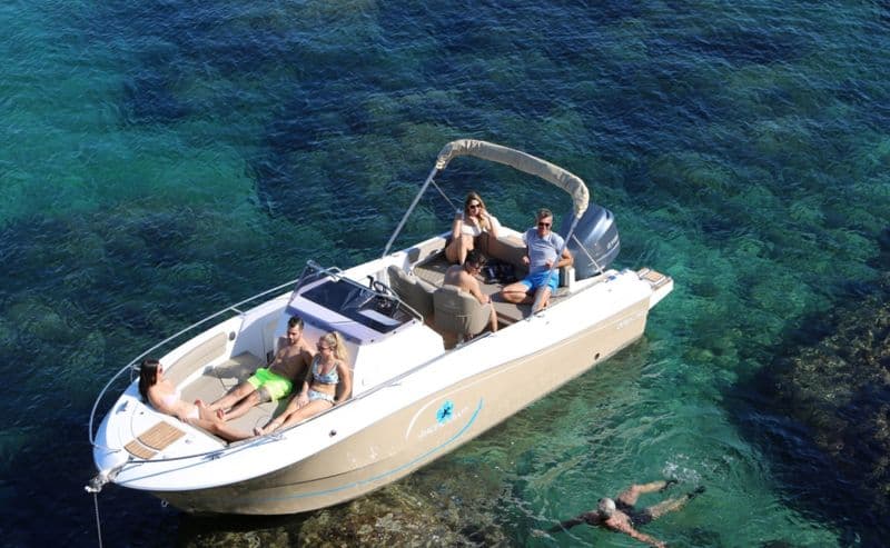 Billet Pacific Craft 750 Open (Motorboat)