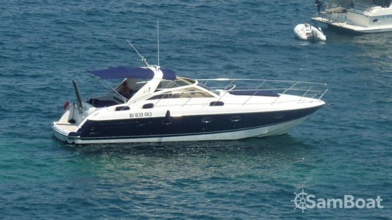 Billet Princess V40 (Motorboat)
