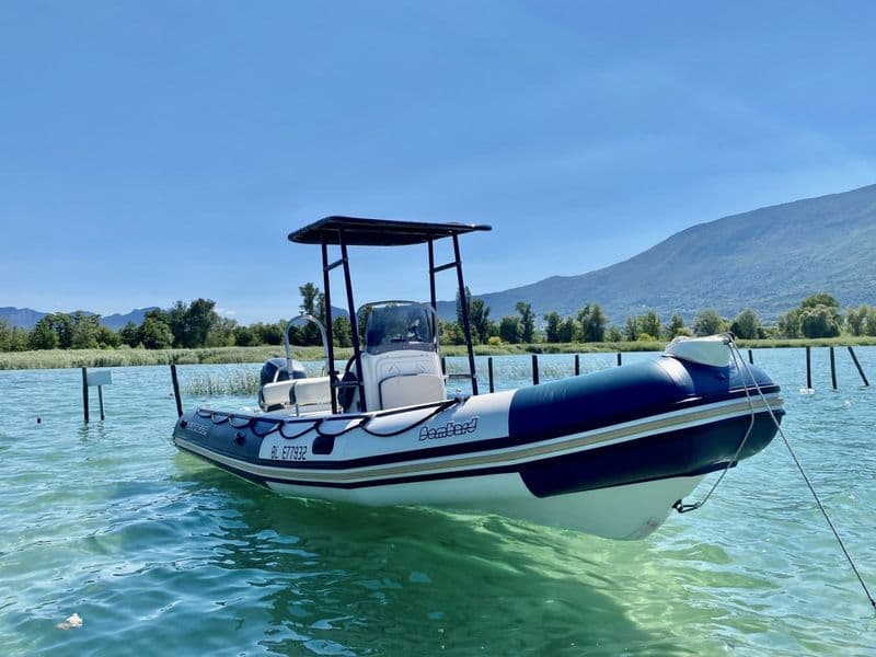 Billet Bombard Sunrider 650 (Motorboat)