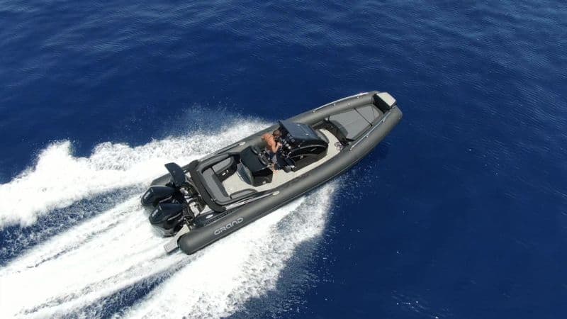 Billet Grand Boats 8.5 Black edition (Semi-rigid)
