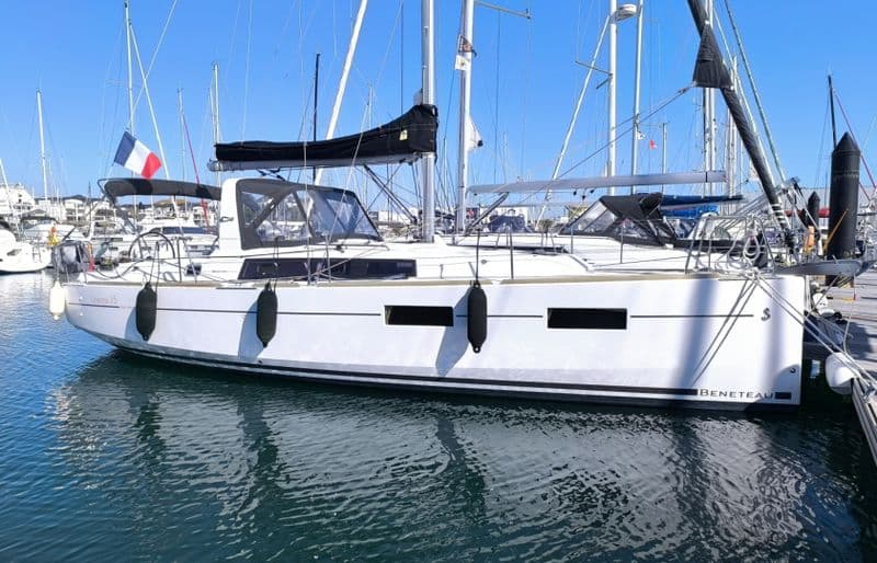 Billet Bénéteau Oceanis 35 (Sailboat)