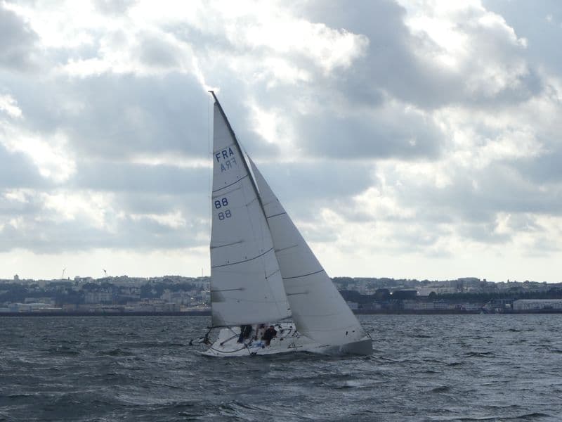 Billet Location de bateau - Bénéteau Beneteau 25 Platu (Sailboat)