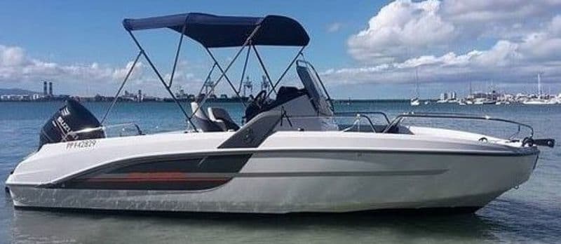 Billet Location de bateau - Bénéteau FLYER 6.6 SPACEDECK 175 cv (Motorboat)