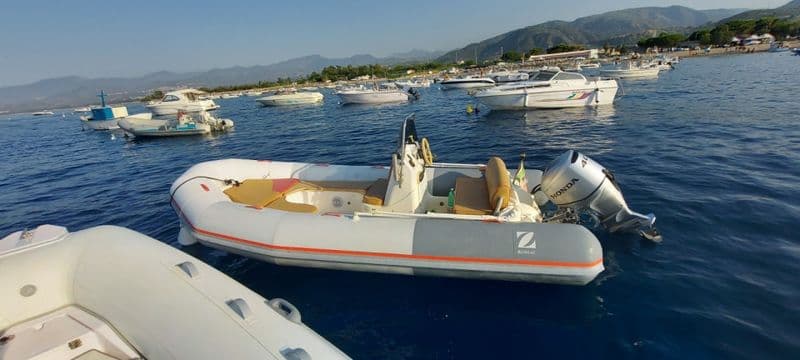 Billet Location de bateau - Zodiac Medline 500 (Semi-rigid)