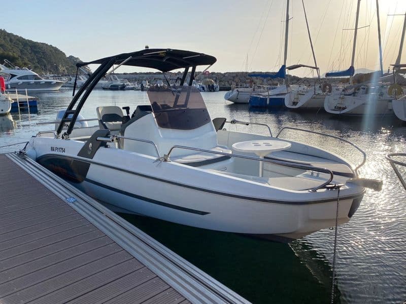 Billet Location de bateau - Bénéteau Flyer 6.6 SPACEdeck (Motorboat)