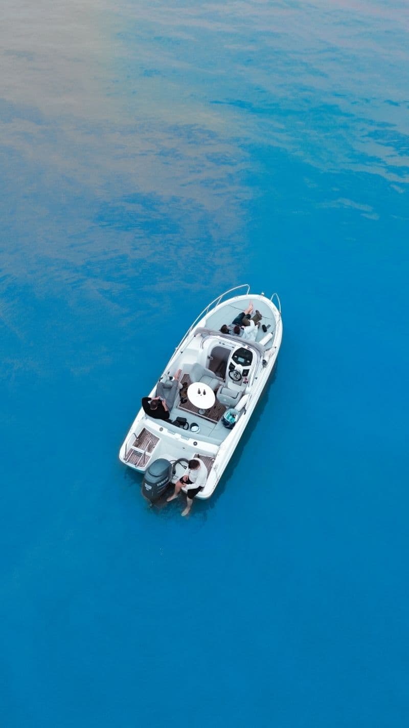 Billet Location de bateau - Bénéteau Flyer 650 Sun Deck (Motorboat)