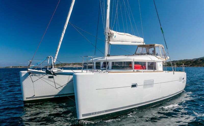 Billet Lagoon 400 (Multihull)
