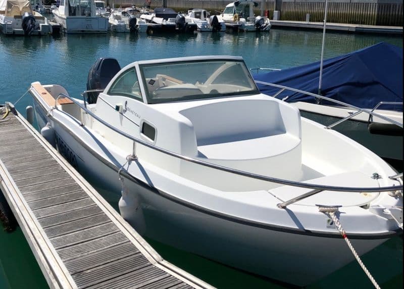 Billet Location de bateau - Bénéteau Ombrine 550 (Motorboat)