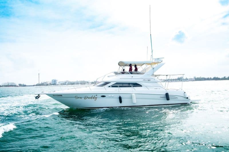 Billet Sea Ray 450 Sundancer (Motorboat)