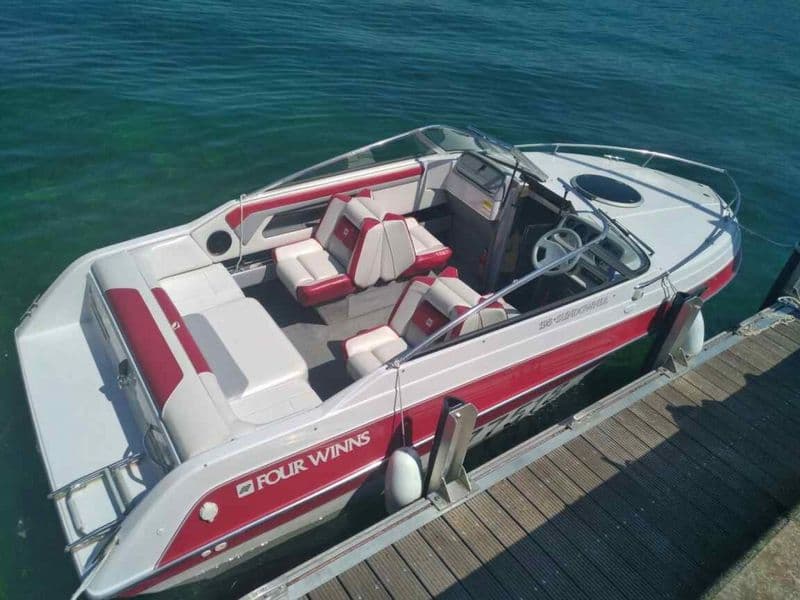 Billet Four Winns Sundowner 195 (Motorboat)