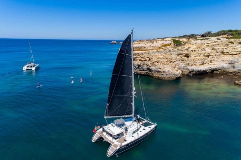 Billet Lagoon 440 (Multihull)