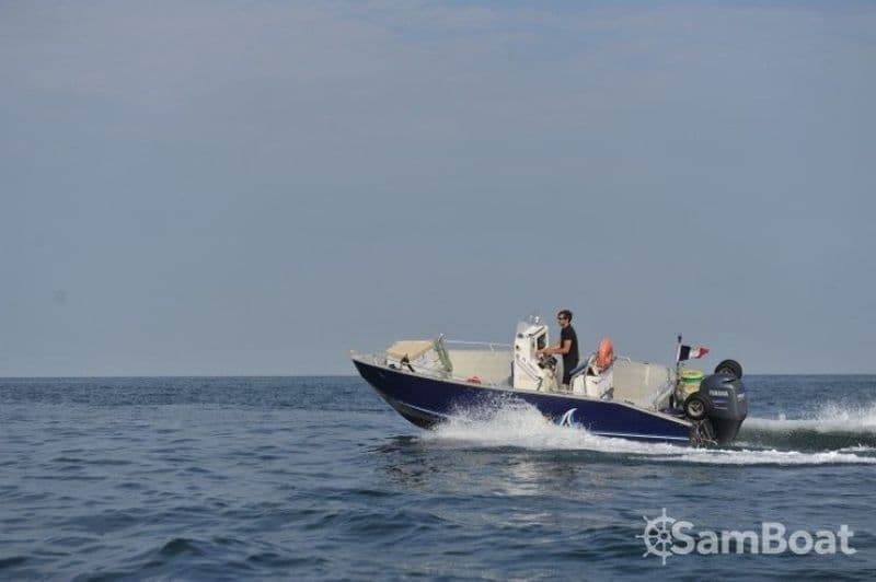 Billet Location de bateau - Bord-A-Bord Dervinis 620 (Motorboat)