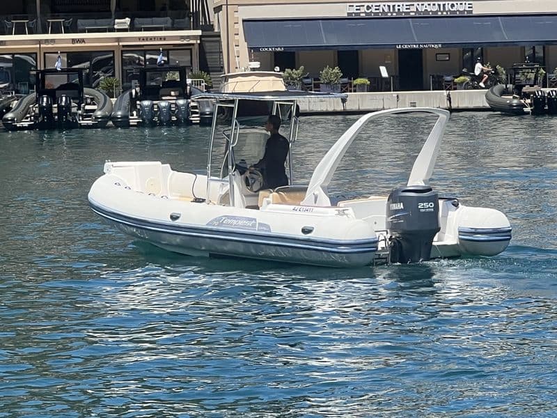 Billet Location de bateau - Capelli 770 (Semi-rigid)