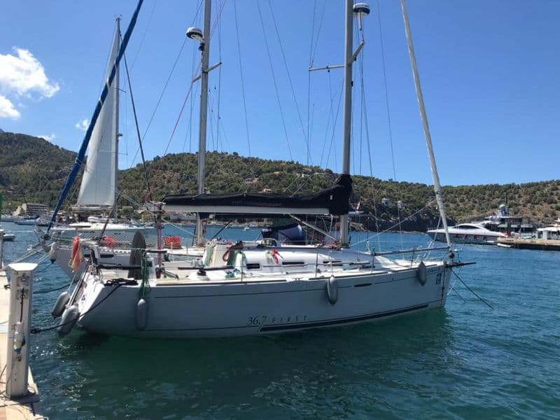 Billet Bénéteau First 36.7 (Sailboat)