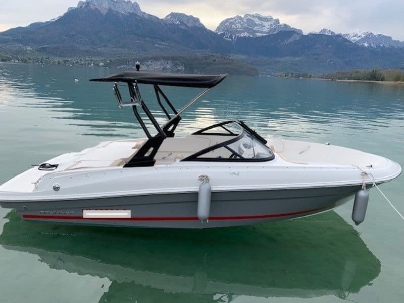 Les meilleures activités nautiques à Annecy