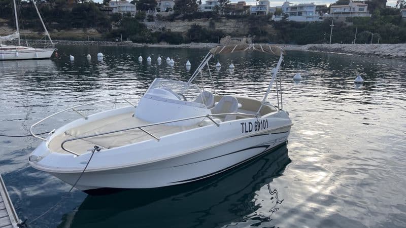 Billet Location de bateau - Bénéteau flyer 5 "Spacedeck" (Motorboat)