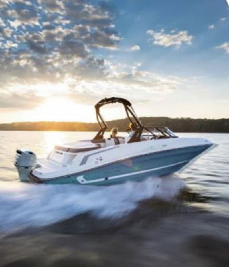 Billet Bayliner VR5 (Motorboat)
