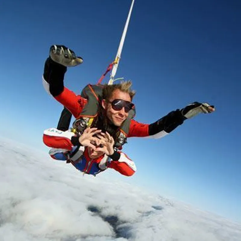 Billet Saut en Parachute Tandem aux environs de Nancy