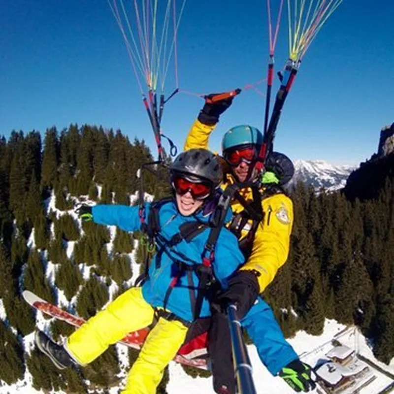 Billet Baptême en Parapente à Skis près de Lausanne en Suisse