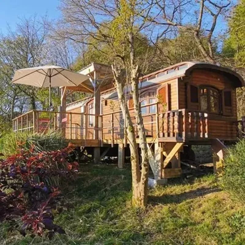 Billet Nuit en Roulotte avec Sauna aux Écolodges Bien-Hêtre près de Pau