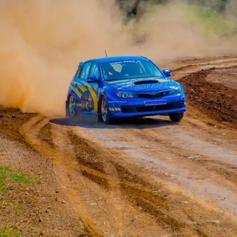 Billet Stage Rallye en Subaru près d'Alès - Circuit de Saint Brès