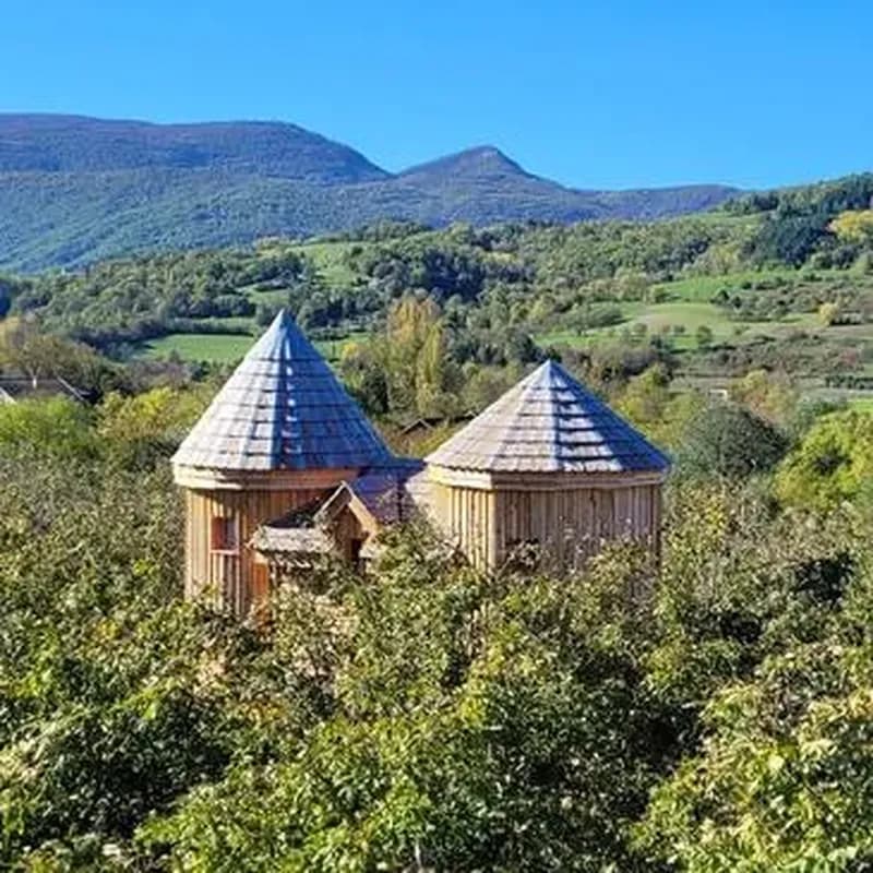 Billet Nuit en Château dans les Arbres avec Spa près de Valence