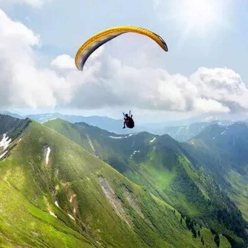 Baptême en Parapente aux Saisies