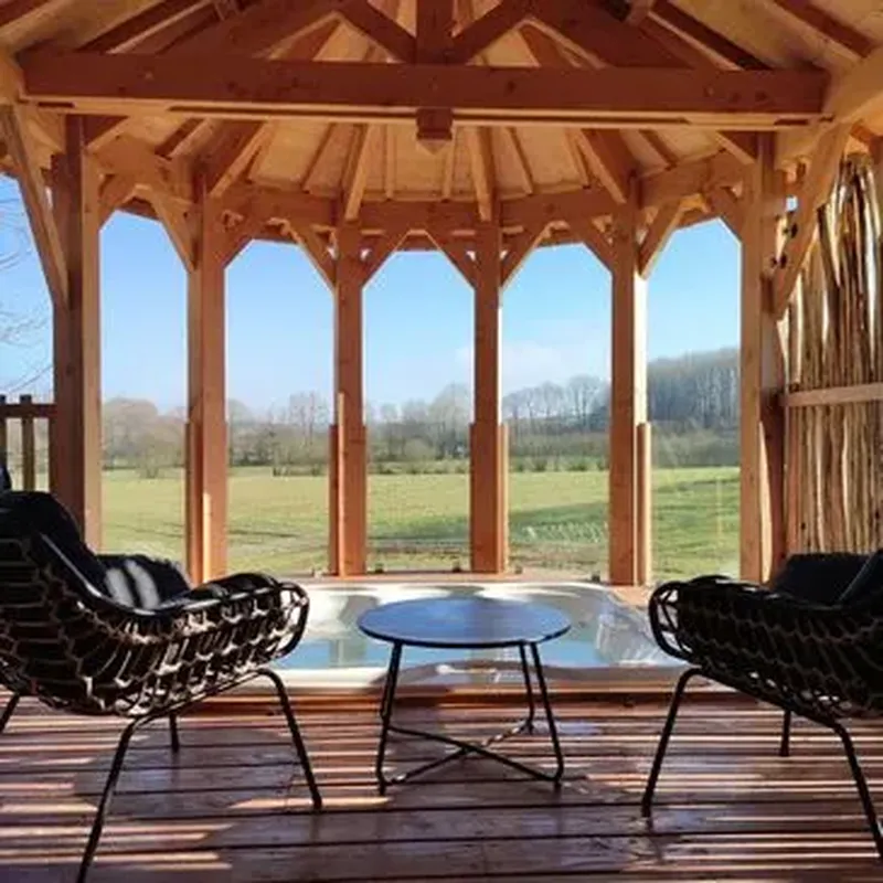 Billet Nuit en Cabane Perchée avec Spa près de Loudéac