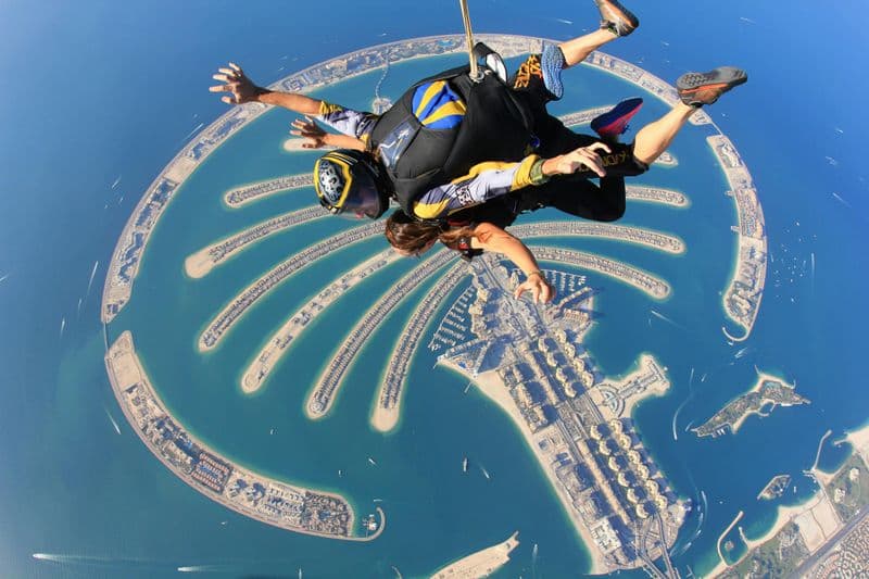 Billet Dubaï : Saut en parachute au-dessus du Palm + Photos et vidéo