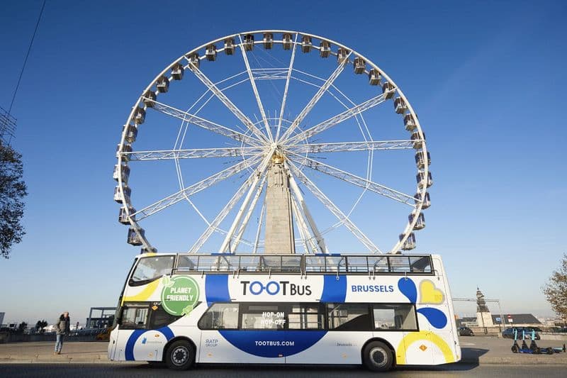 Billet Tootbus Brussels: Visite en bus électrique avec arrêt et montée