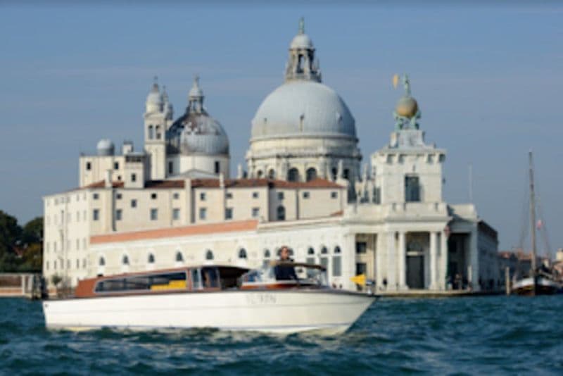 Billet Venise Water-Taxi : De la gare de Santa Lucia à l'hôtel