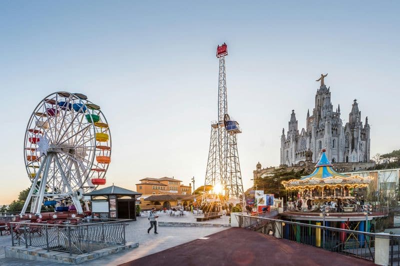 Billet Zone panoramique du Tibidabo : Entrée + Cuca de Llum & Accès TibiBus