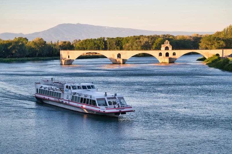 Billet Avignon : Croisière festive + déjeuner