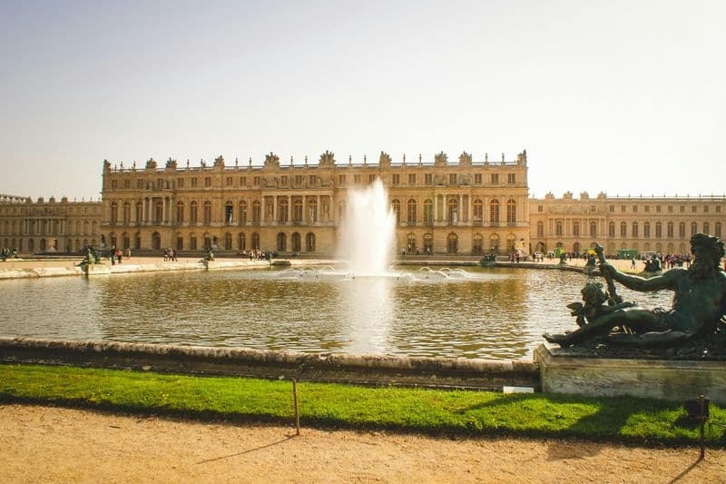 Billet Château de Versailles : Visite guidée + Transport depuis Paris