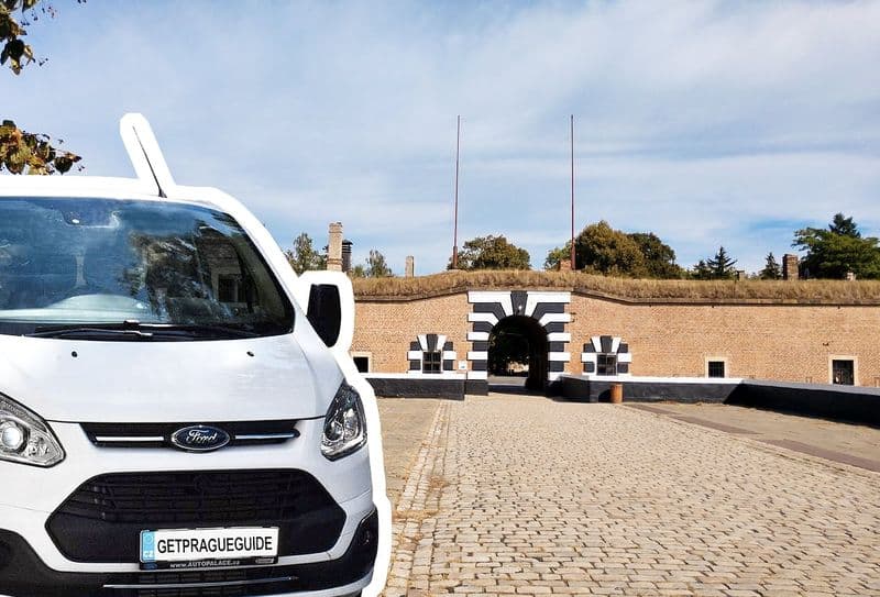 Billet Terezín : Excursion d'une journée dans un camp de concentration avec transport depuis Prague