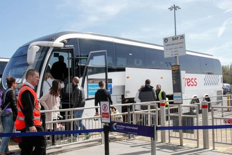 Billet Londres : Transfert en bus de l'aéroport de Gatwick à Londres Victoria