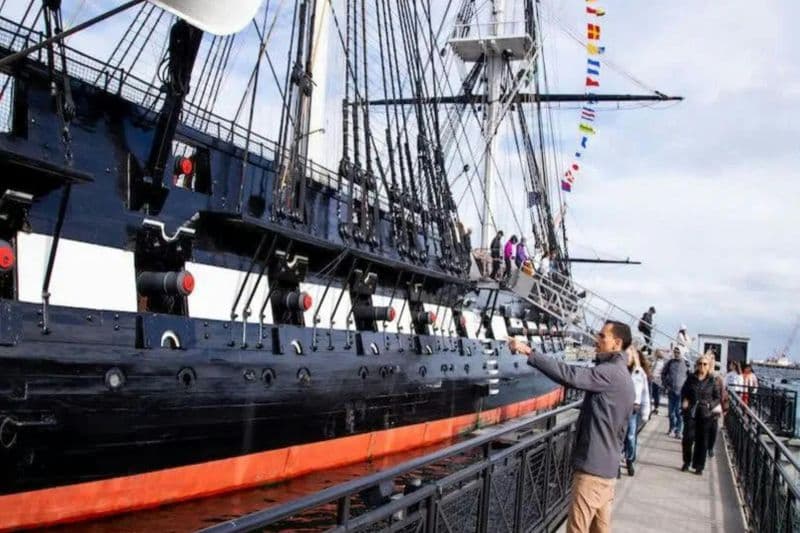 Billet Boston : Visite guidée à pied + entrée à l'USS Constitution + croisière touristique