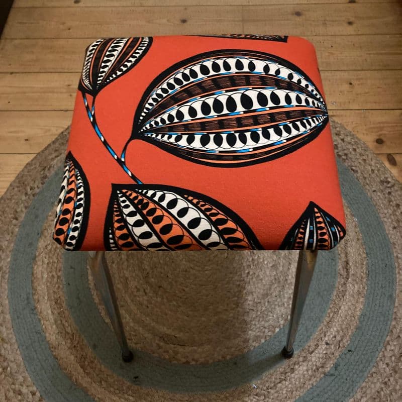 Billet Tapissez votre tabouret vintage