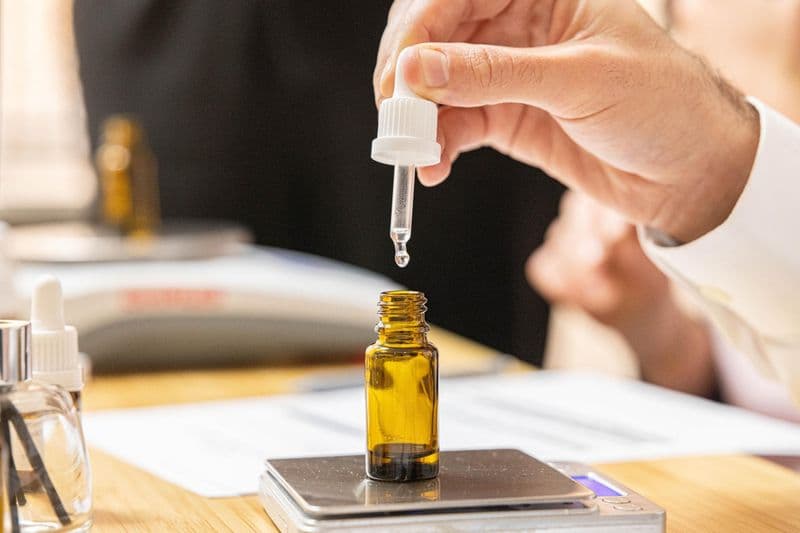 Billet Atelier - Créez votre parfum d'intérieur en duo