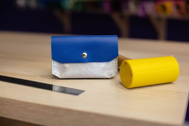 Billet Réalisez votre portefeuille en couture point sellier