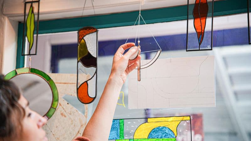 Billet Atelier - Réalisez votre suspension en vitrail