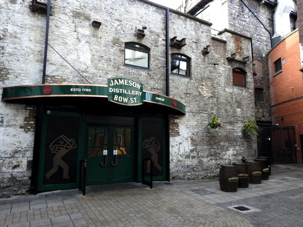 Entrée de la Distillerie Jameson