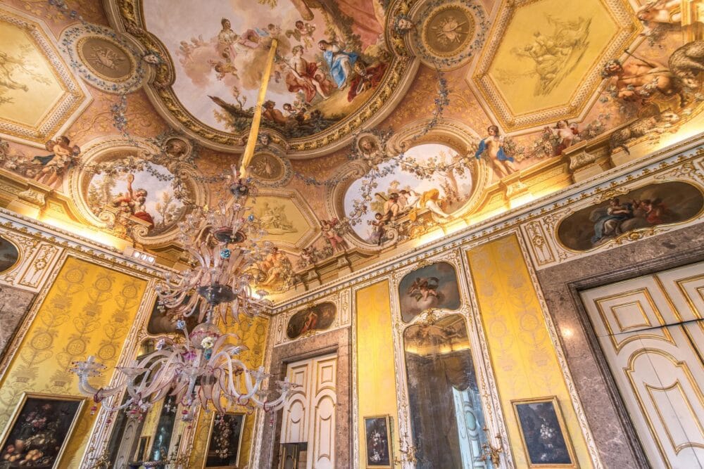 Intérieurs du palais de Caserte