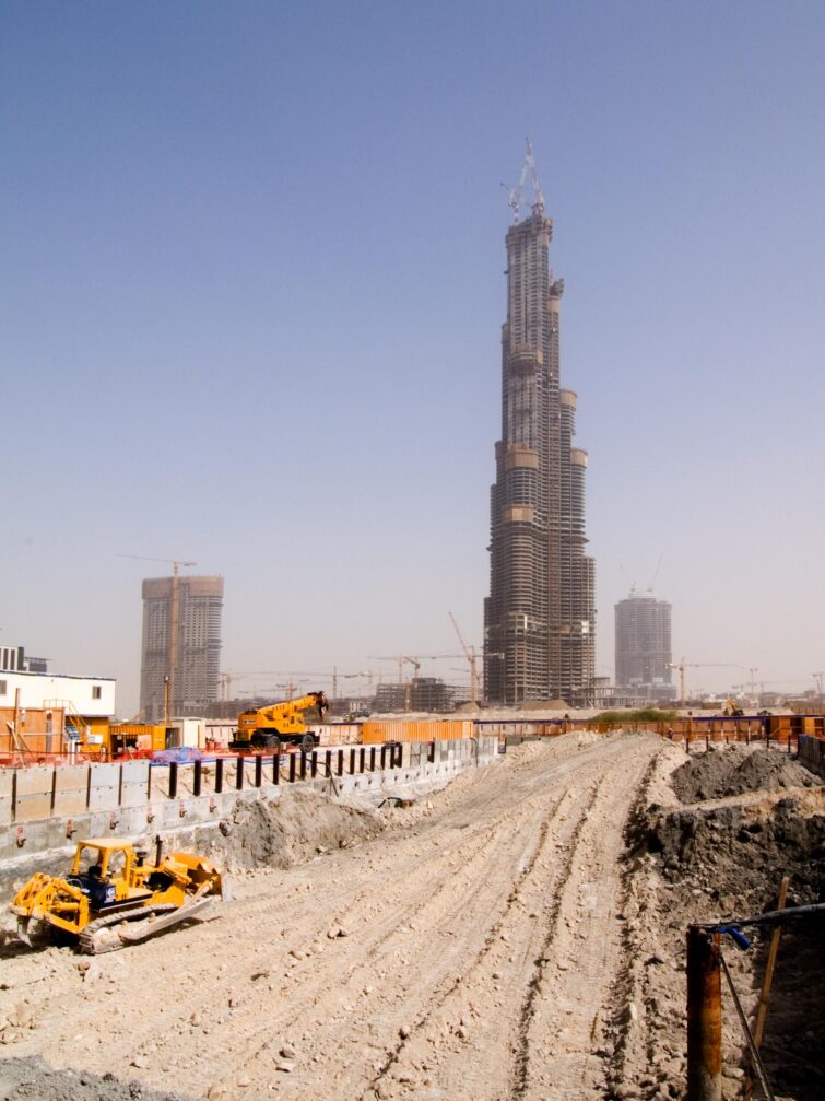 La tour Burj Khalifa en construction en 2006