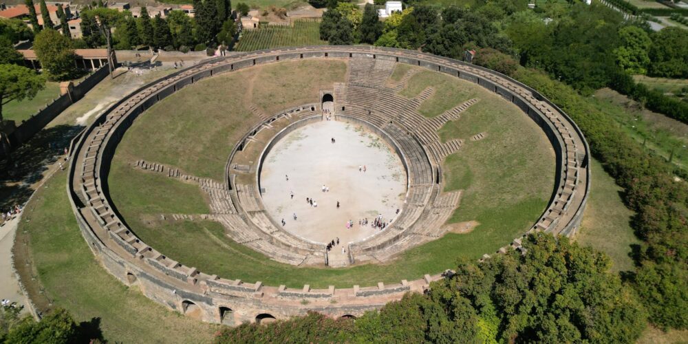 Vue aérienne de l'Amphithéâtre de Pompéi