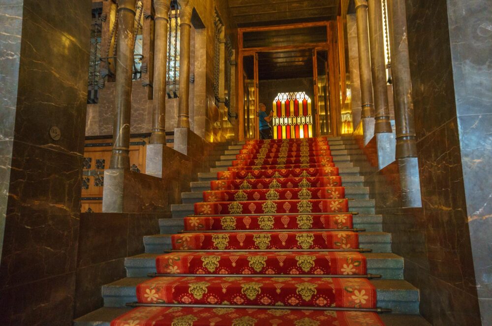 Escalier d'honneur du palais Guell